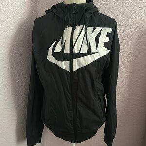 Nike windbreaker